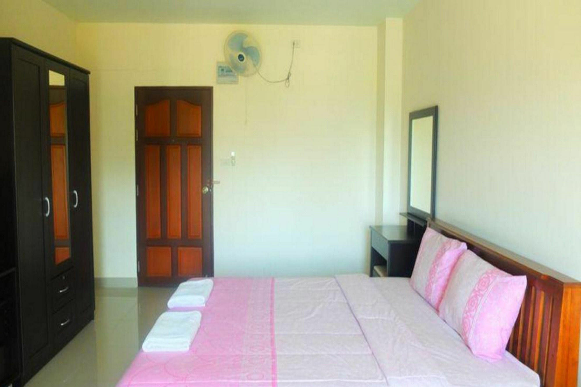 Lk Pavilion Executive Serviced Apartment Pattaya Zewnętrze zdjęcie
